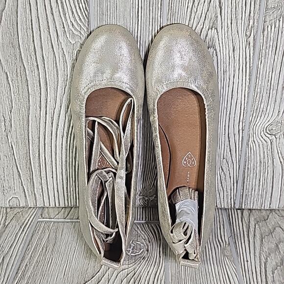 BC Footwear Metallic Have A Heart Ankle Strap Flats Womens Size 6.5 NEW - Picture 6 of 12